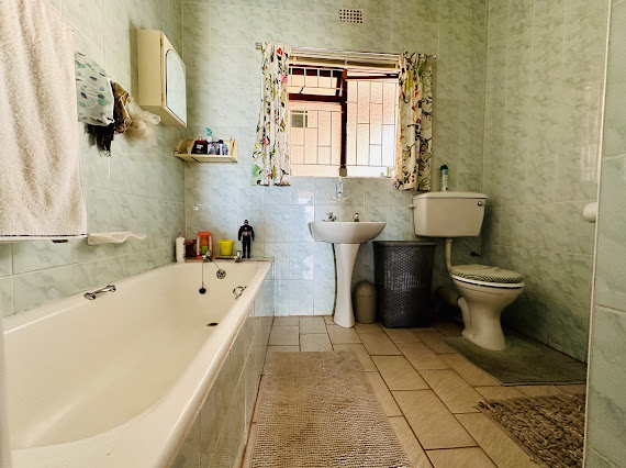 3 Bedroom Property for Sale in Hawston Western Cape